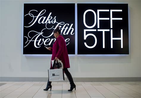 saks off fifth sale